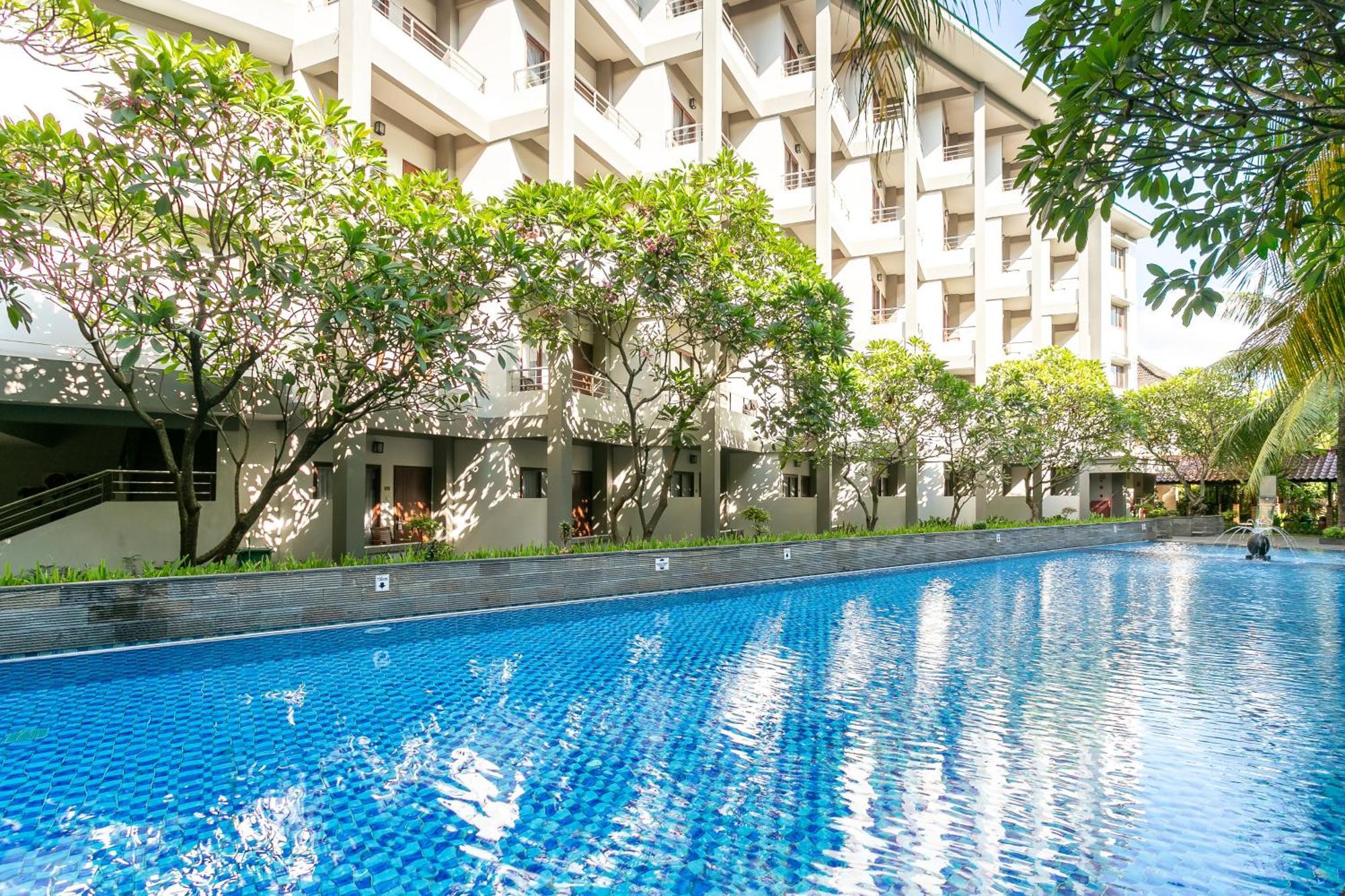 Lombok Garden Hotel Mataram Exterior photo