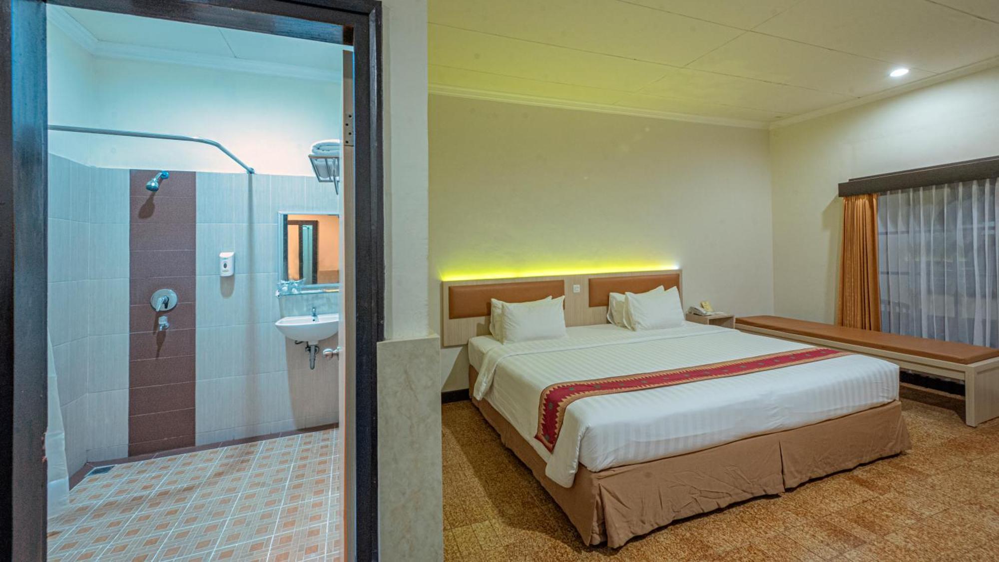 Lombok Garden Hotel Mataram Exterior photo