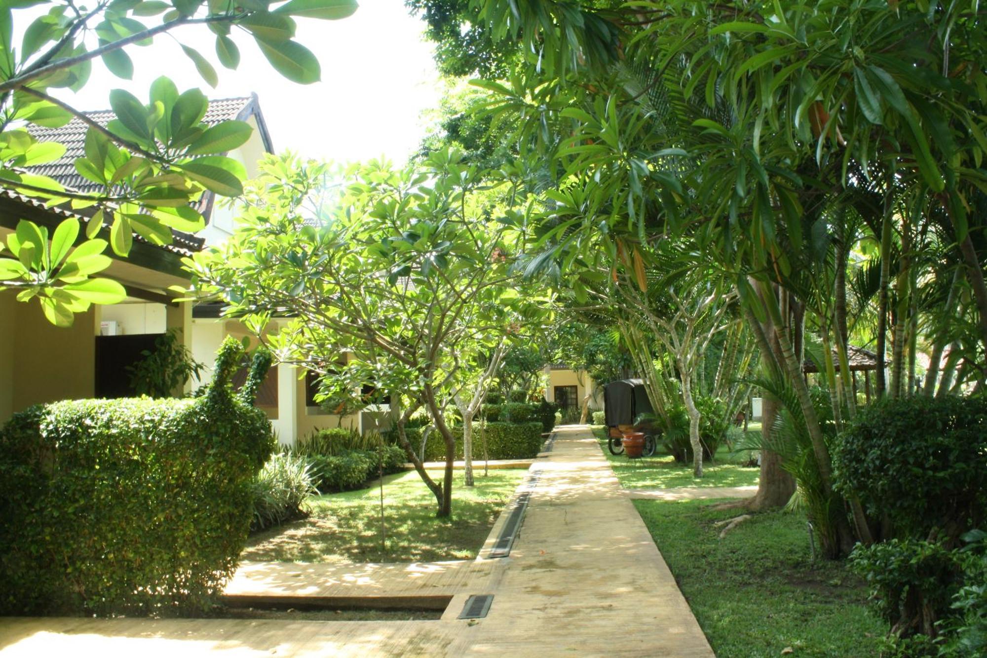 Lombok Garden Hotel Mataram Exterior photo